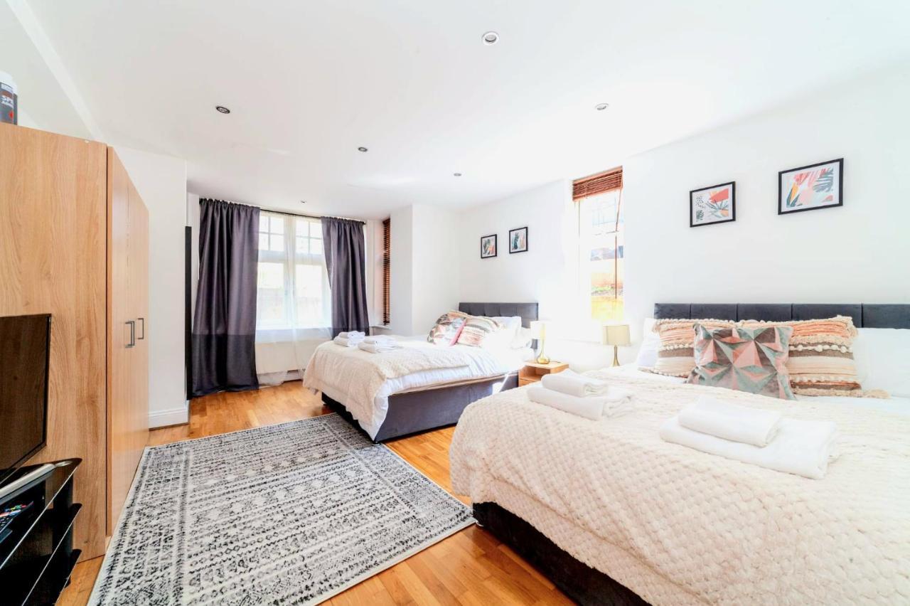 Comfy 2 Bed Apt With Private Garden,Battersea Central Ldn Londres Exterior foto
